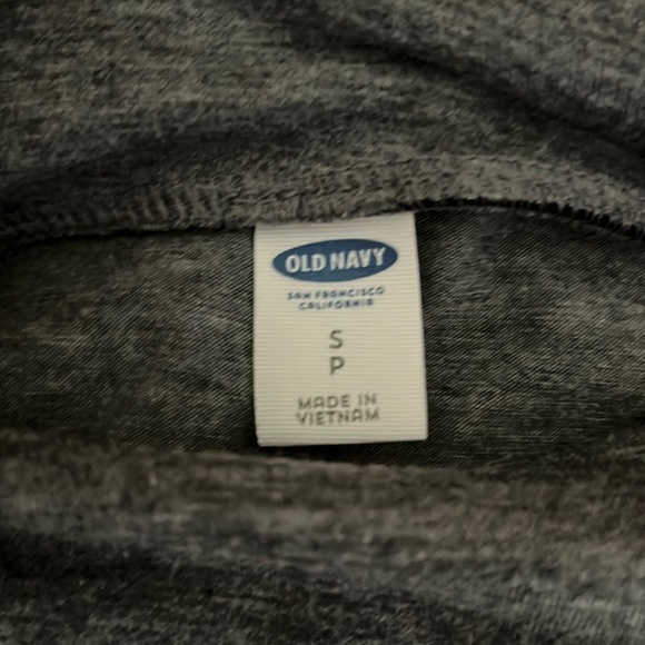 Old Navy Gray Skirt - Picture 3 of 4